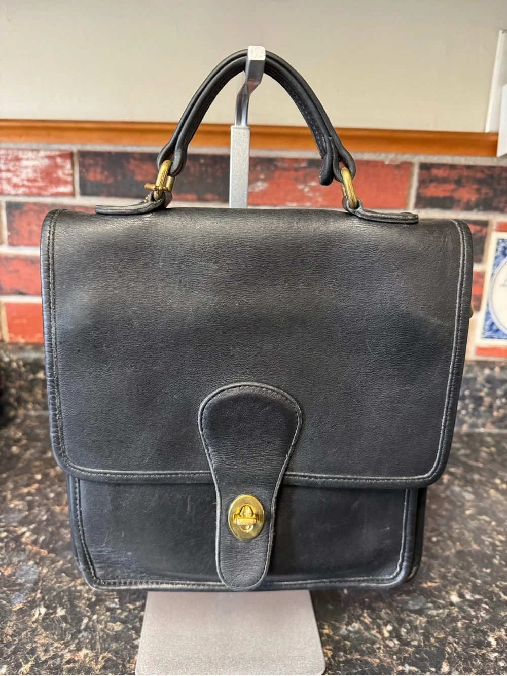 Vintage Coach Station Bag Black Leather Rare Creed Anomaly USA
